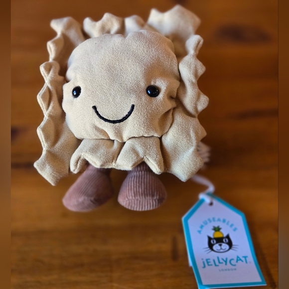 Jellycat Amuseables Ravioli 5.1x4.3x2" Soft and Plush NWT Authentic - Picture 2 of 4